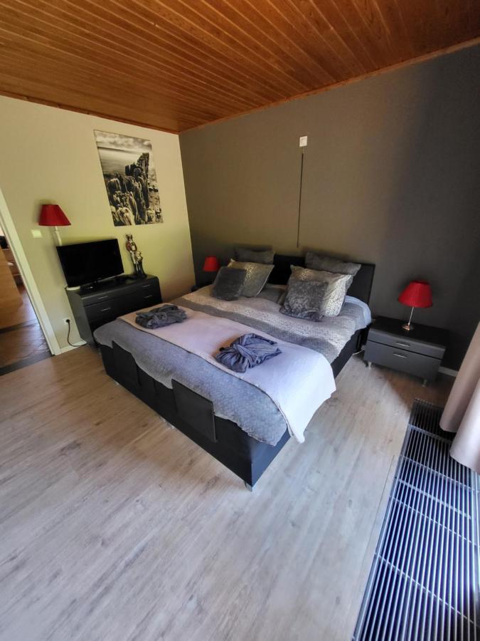 Villa 2Be Balen 外观 照片
